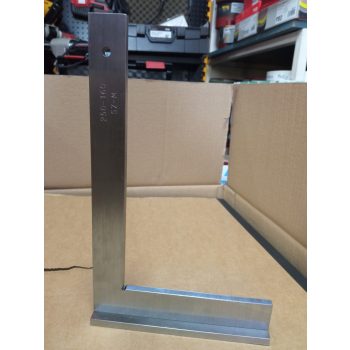 Lakatos Talpas Derékszög 250x160 mm